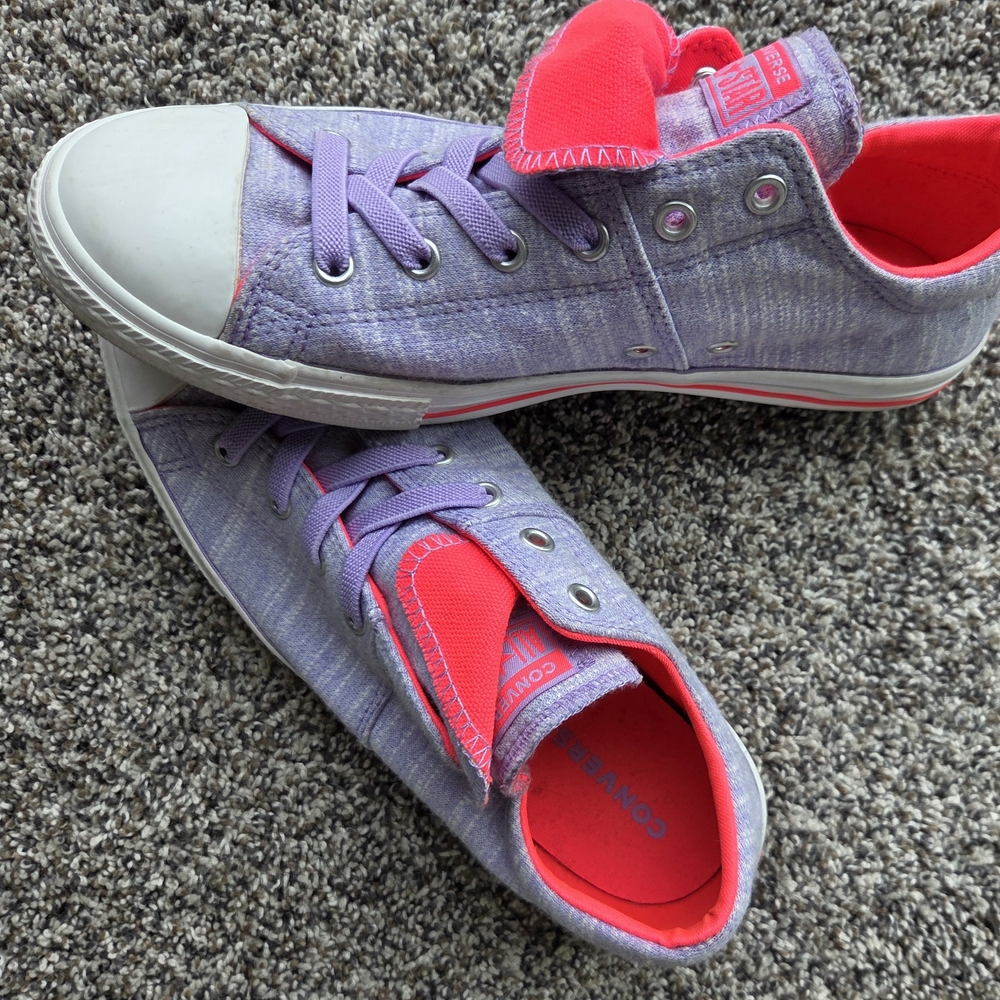 Converse Women's Size 8 Shoes